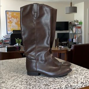 Brown Knee-high Riding Boots